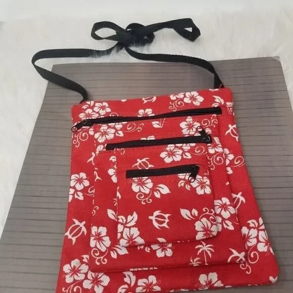 Cute crossbody red floral 3 zipper bag - Picture 7 of 7